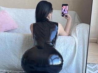 微密圈 - 120斤的小王同学与她的礼服光辉—看这一套图还不来点赞！