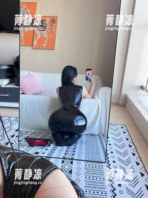 微密圈 - 120斤的小王同学与她的礼服光辉—看这一套图还不来点赞！