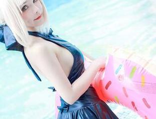 在线目击Kitkat Cosplay的爱宕美图，动心前请系好安全带！