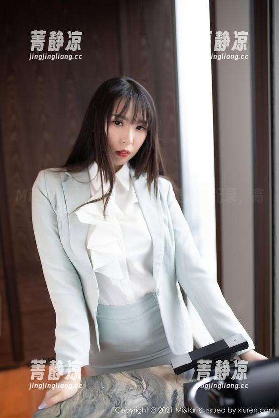 MiStar魅妍社 - Miki兔美脚全纪录，高清写真集看了想打call！