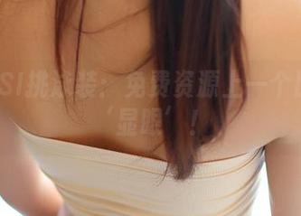 在ROSI挑泳装：免费资源上一个比一个‘显眼’！