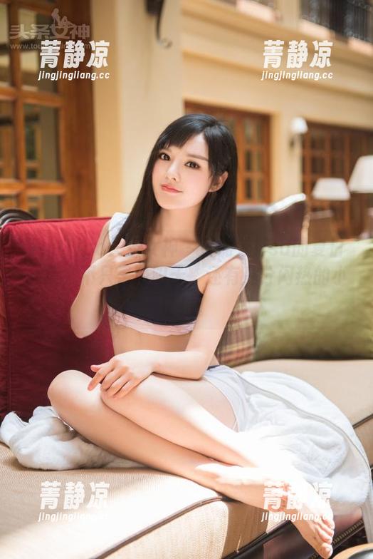 TouTiao头条女神-爱丽莎lisa TouTiao头条女神 - 爱丽莎lisa的夏日合集,不只是艳阳天,还有几分闷热的小情绪。