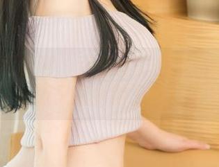 UGirls尤果网 - 裤里丝作品集：绮里嘉最近又瞎折腾了啥？