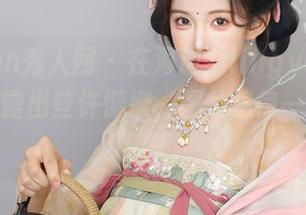 Xiuren秀人网 - 在海边，lingyu69的私拍透露出些许慵懒，图片里每一寸都是惬意。