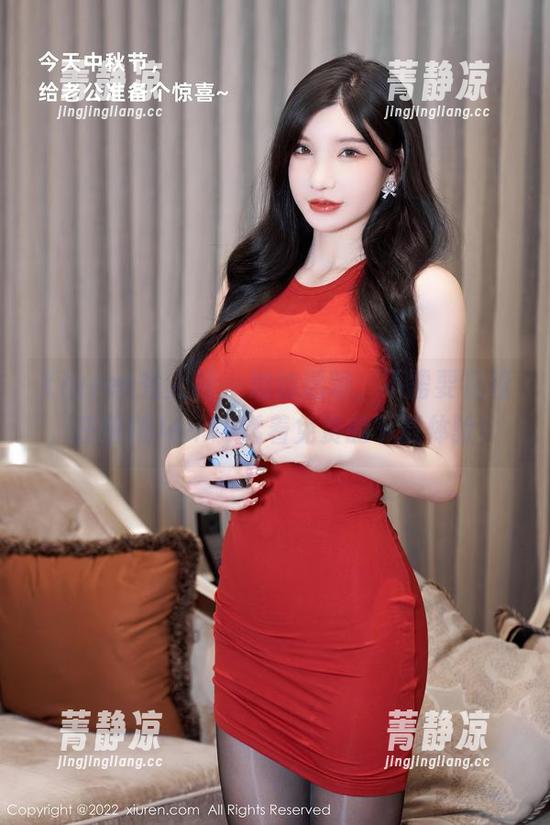 Xiuren秀人网 - 她的透明，不需要花钱，任莹樱Jenny透着免费的下载体验！