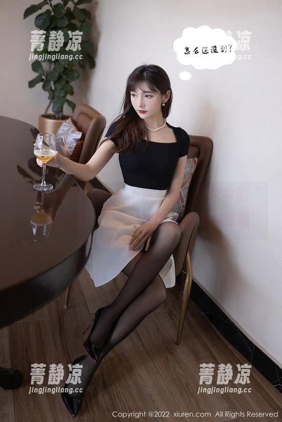 Xiuren秀人网 - 不得不说，原图中的“温柔的柔”，死库水的配搭有点意思
