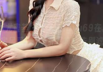 YouMi尤蜜荟 - 感受lingyu69在夏日里的真实风采，无圣光写真，告别滤镜！