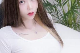 快来下载Yuka(유카)学妹的图包，体验不一样的学姐风