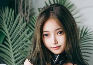 高清棉袜，eloise软软演绎的那么温柔，下载就对了！