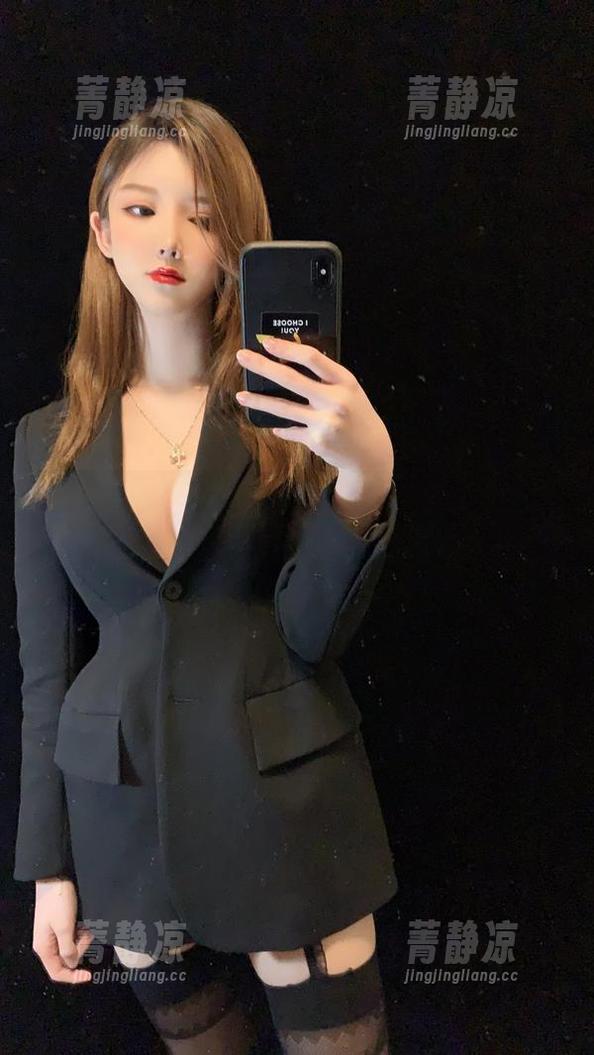 一小央泽的助理姐姐——原图特供，更新带点儿滑稽气！