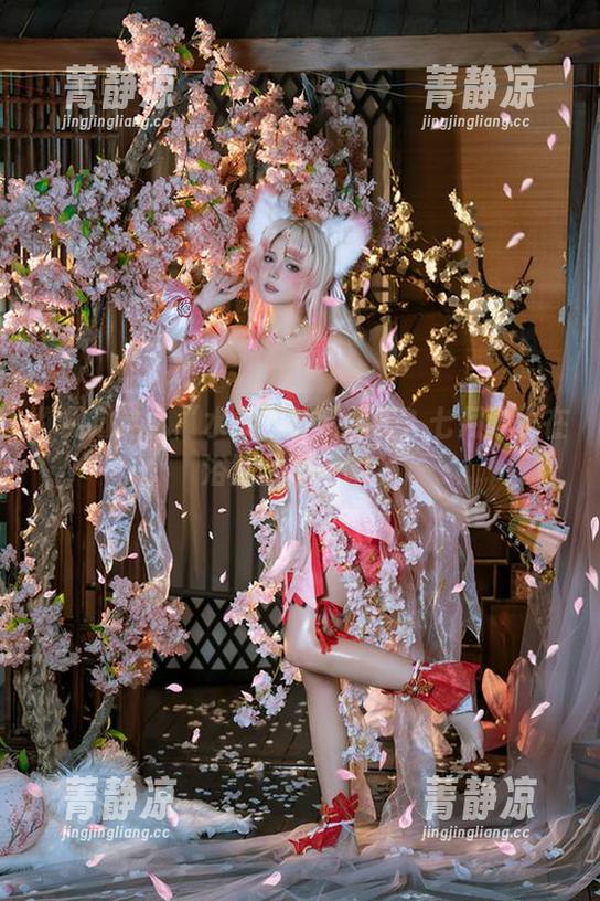 七月喵子 你见过这么“水灵”的资源吗?七月喵子在浴缸的那一瞬。