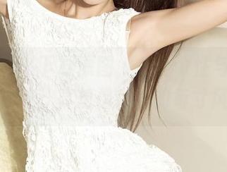 克拉女神 - 下载原图，集合个性与美貌的舒彤女神，真想保存她的每寸风采！