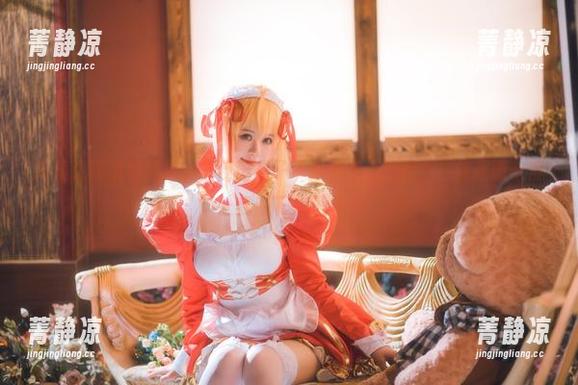 高质量高清写真集，千反田鹿子带你看“小僵尸”，这画面一度让我停下来思考…