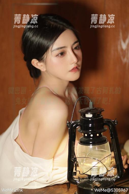 微密圈 - 随便一看，竟然发现了古阿扎的兔女郎下载链接，这也太舒服了吧！