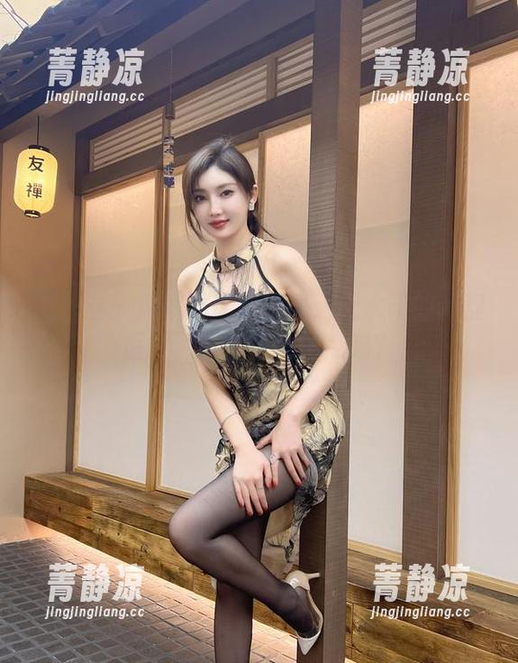 微密圈 - 周妍希最新写真：无水印的青涩医生，还能再清纯点吗？