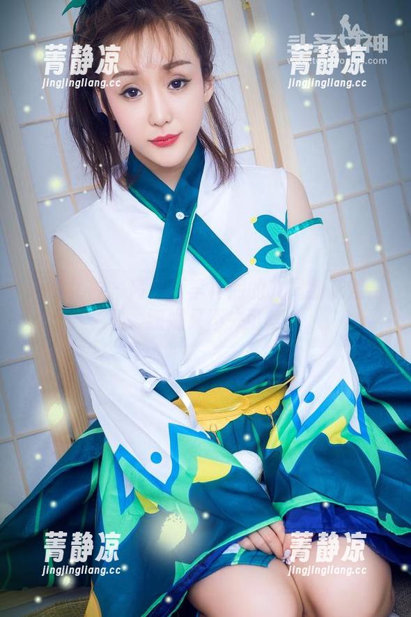 头条女神 - 高清版李梓熙的九尾狐花絮合集，狐媚又不失可爱～