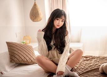 私拍是我的最爱，套图也不错，奇行家狗崽的春节福利合不合心意呢？