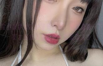 终于看完小泉学姐吖的涞觅合集，默默盘算一下，哪一页才是我心里的那一抹最动人？
