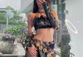 微密圈 - 高清写真！小玉吃果冻的“厨娘”日常，看她如何征服厨房与内心