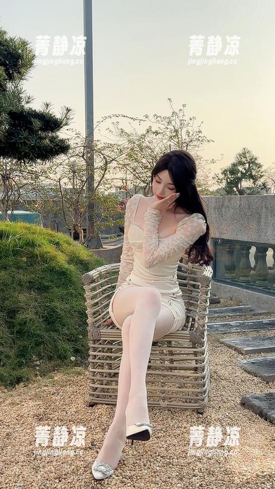 微密圈 - 徐莉芝Booty的高清作品集：女君的交接，感觉我已经被这美丽撩到了！