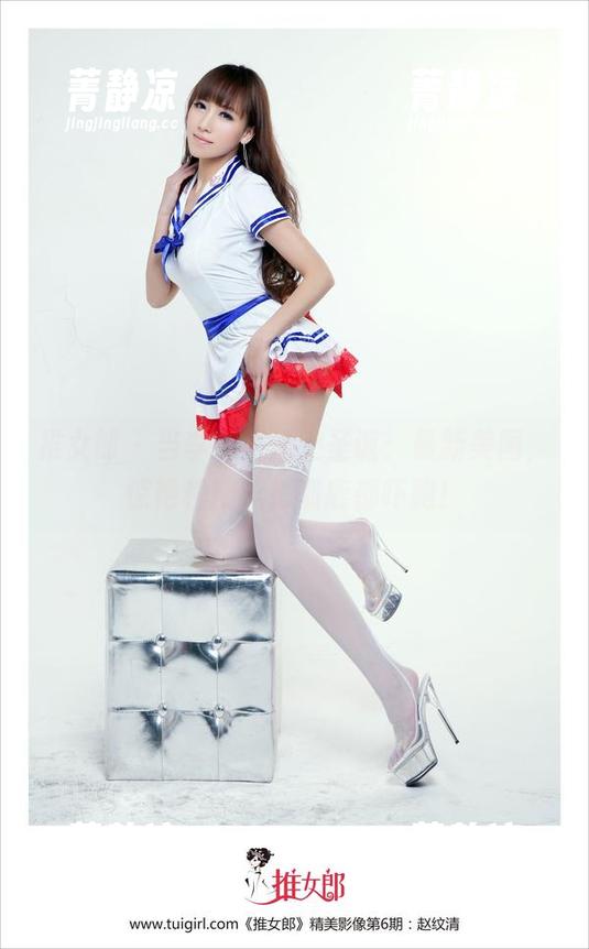 推女郎 - 当李七喜遇上圣诞：最新美图，惊艳程度能把驯鹿都吓跑！