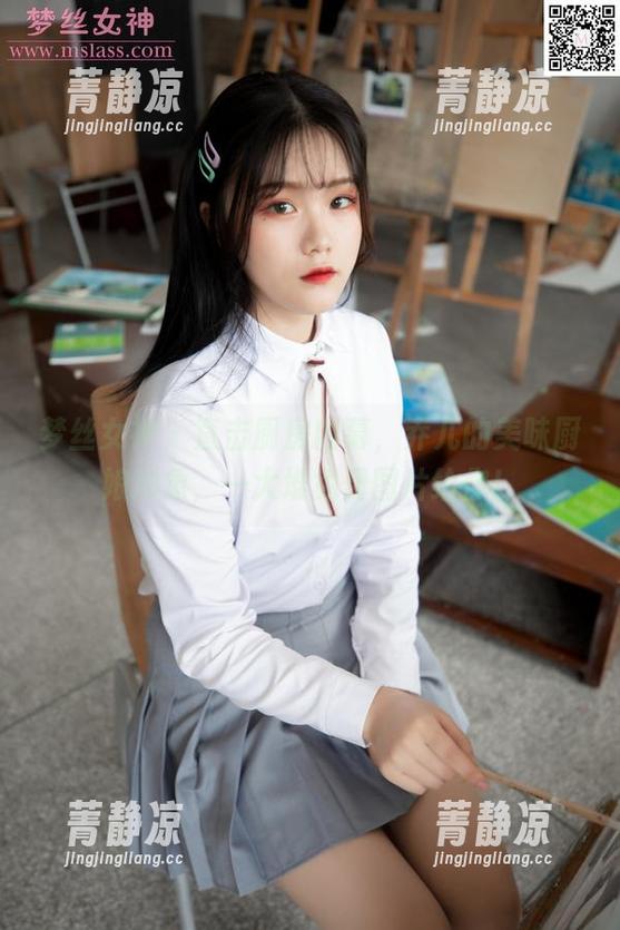 梦丝女神 - 直击厨房内幕，乔儿的美味厨娘形象，一大堆免费图片给你！