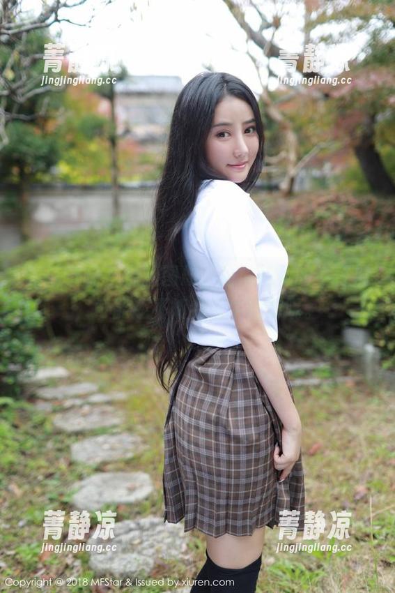 模范学院-甜筒晓彤 模范学院 - 最新图册,甜筒晓彤的牛仔裤,可能还不如我家牛仔裤呢。