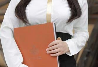 模范学院 - 韩子萱mm的体操服：有壁纸神技，美图一键Get！