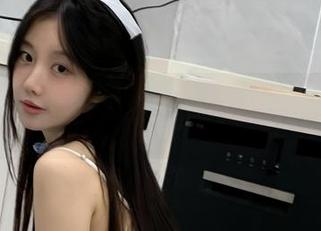 微密圈 - 当火龙果羊遇上小野猫：一场侧面的私拍大事件