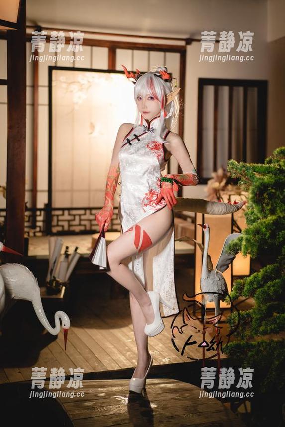 狐萝卜呦的cos大冒险，蕾丝的华丽围绕