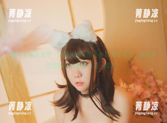 情人节猫猫系列，甜糖大魔王的最新写真集来了，保证能把你的小心脏融化成一摊水。