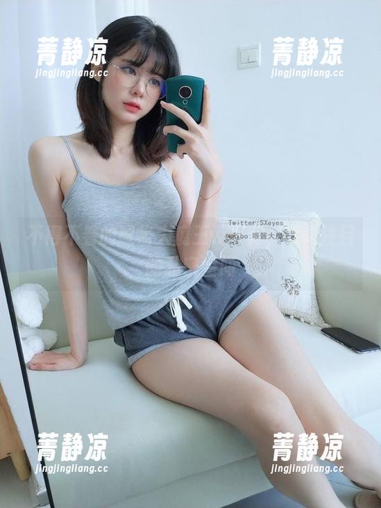 不得不看的眼酱大魔王w写真，惹人注目的私密空间