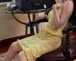 秀人网 - 下载波巧酱，一键开启女神的日常。