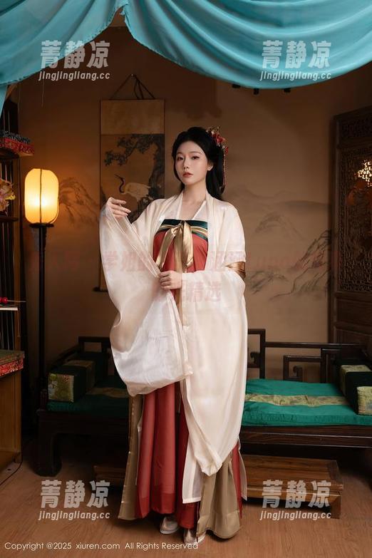 秀人网 - 学姐的写真，涵涵Luna的纯真时光精选