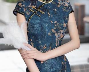秀人网 - 下载美七的纯白图集，保证你也能跟风变成‘纯白播放体’！