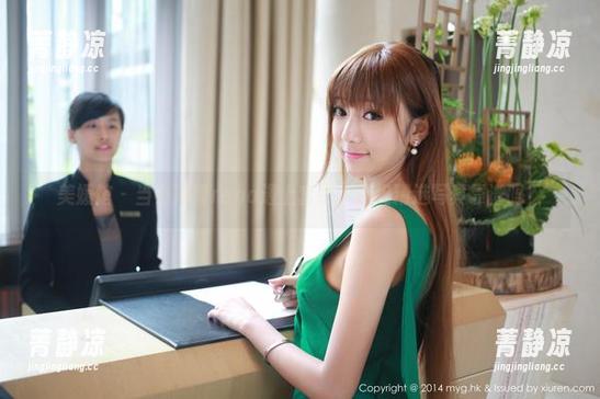 美媛馆 - 当小海臀rena遇上套装，这组精选写真靠谱吗？
