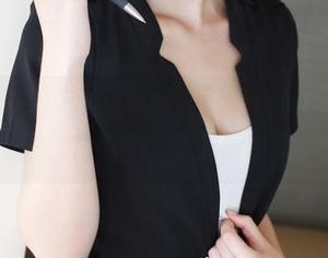 美媛馆 - 田芯娜Angel的日常图集：这是在做饭还是在私人时装秀？