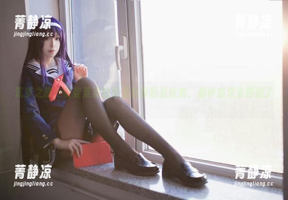 筑梦之旅：翎柒菜菜的美足在原图里绽放，那种感觉太特别了。