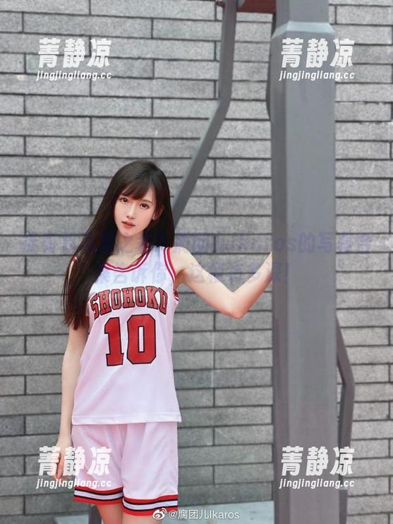 徒有双马尾之名？腐团儿Ikaros的写真合集告诉你，这梗有多深！