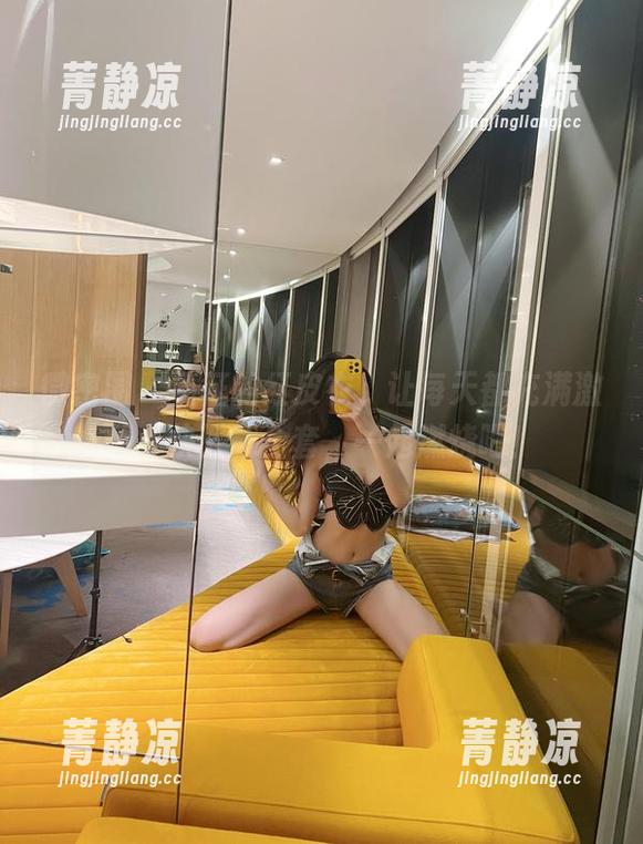微密圈 - 葛征的红皮衣，让每天都充满激情，快下载全套，一起燃烧吧！