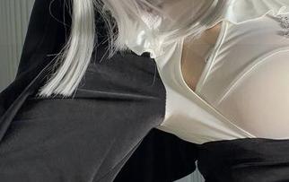 微密圈 - 眼看着福利与葱油饼er的写真，光落的场景太抓人了，真叫我停不下来。