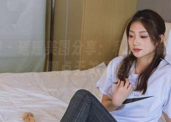 袜啵啵 - 瑶瑶美图分享：私拍JK制服之美，聊点无关紧要的