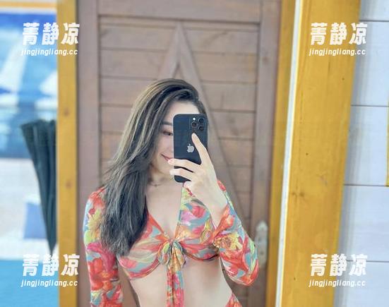 微密圈 - 实力见证，铁锤姐姐黑与红的最新资源，不尴尬吗？嘿嘿…