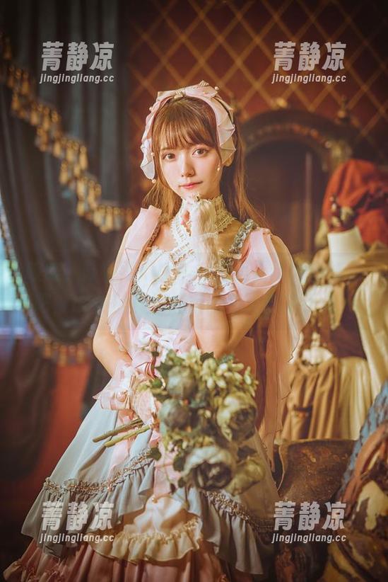 陆卿卿kyokyo 咳咳,陆卿卿kyokyo这是更新太勤奋了吧,Lo娘的美图搞得我每天都来蹲点!