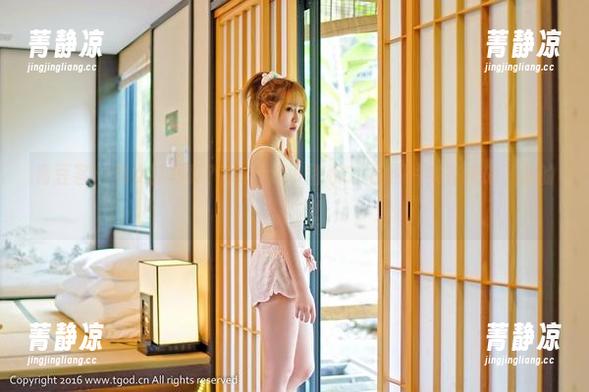 青豆客 - 兔女郎写真？Sugar小甜心CC的照片实在挑战了我的想象力！