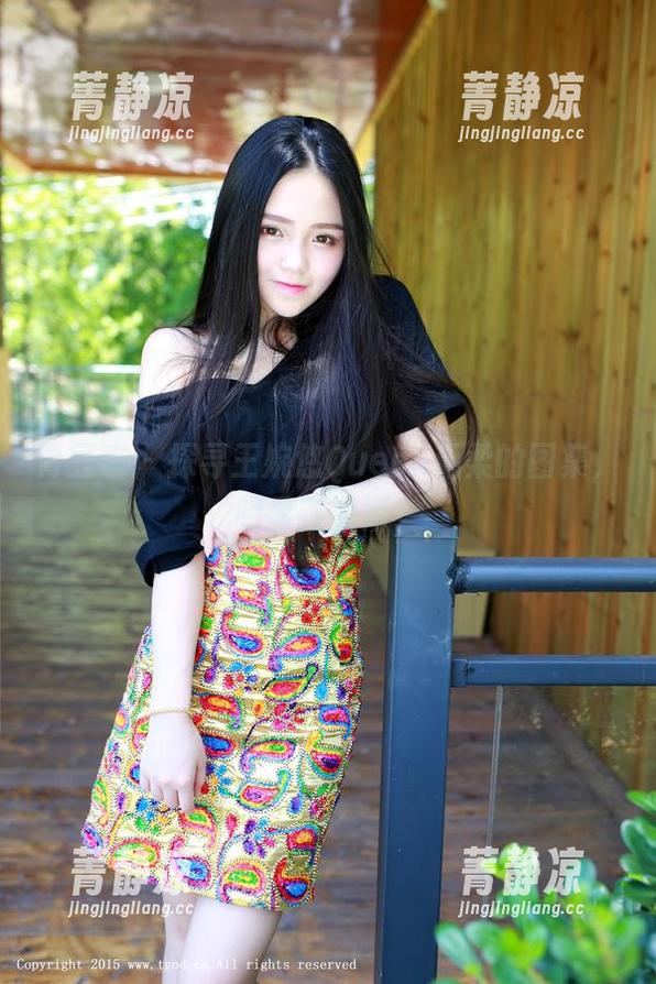 青豆客 - 探寻王婉悠Queen温柔的图集，明显在撒娇？