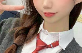 魔物喵nigisa，不愧是魔物，连护士的拍摄都能让人耳目一新，资源太好用了吧！